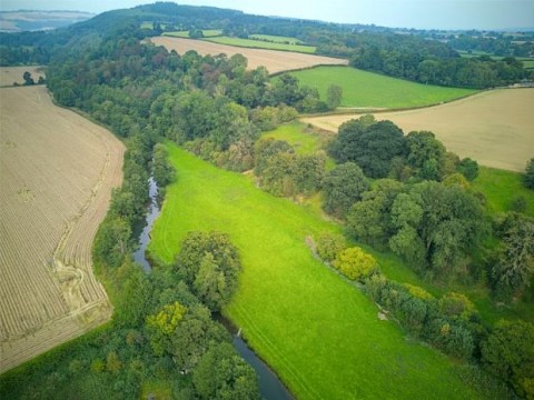 Click the photo for more details of Mortimers Cross, Leominster, Herefordshire