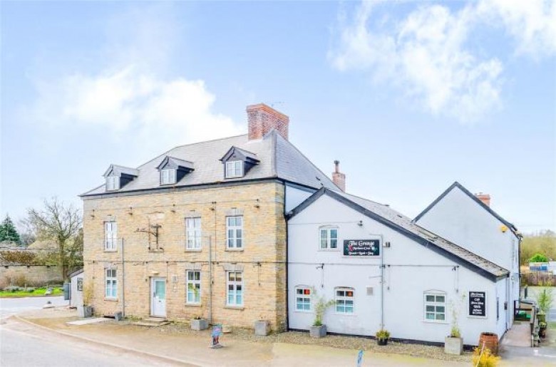 Click the photo for more details of Mortimers Cross, Leominster, Herefordshire