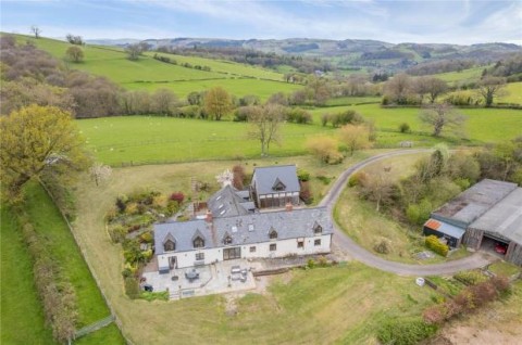 Click the photo for more details of Llanfyllin, Powys