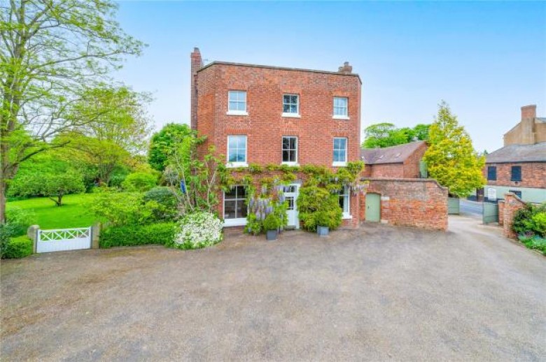 Click the photo for more details of Dorrington, Shrewsbury, Shropshire