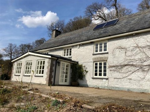 Click the photo for more details of Beulah, Llanwrtyd Wells, Powys