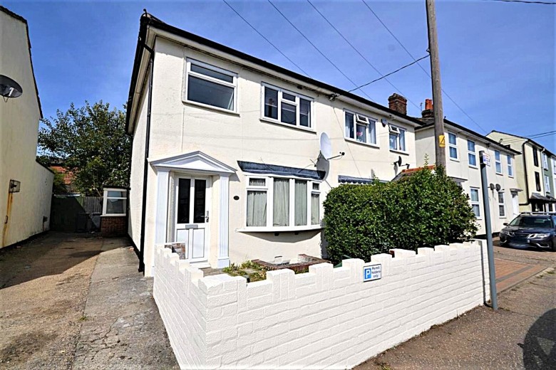 Click the photo for more details of Manor Street, Braintree, Essex