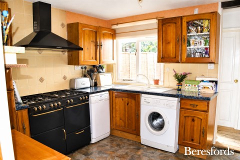 Click the photo for more details of Rayne, Braintree, Essex