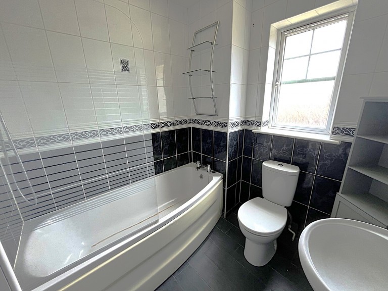 Images for Gulls Croft, Braintree, Essex