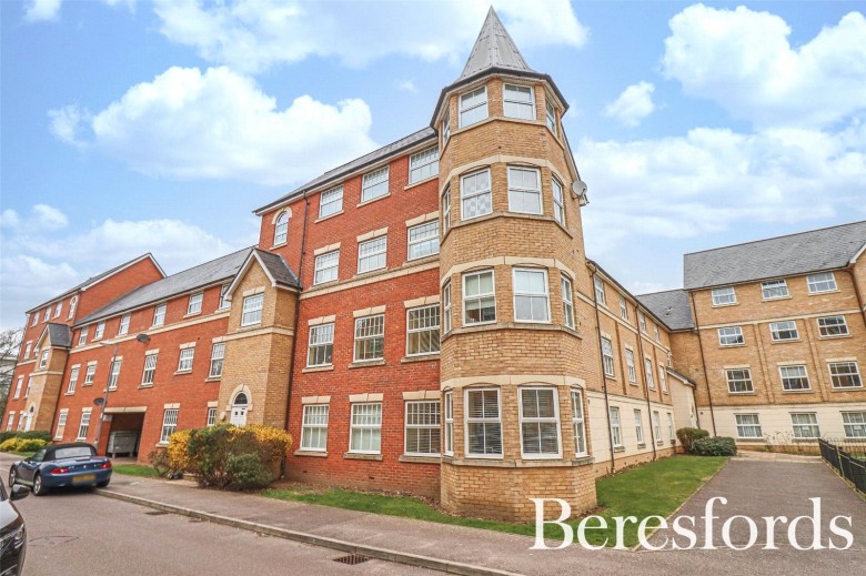 Click the photo for more details of Malyon Close, Braintree, Essex