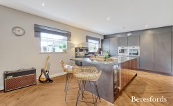 Images for Oaklands Close, Dunmow, Essex