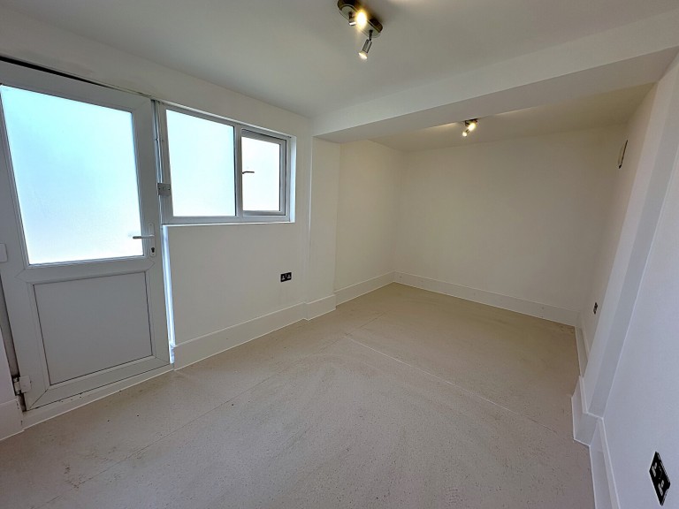 Images for Edinburgh Gardens, Braintree, Essex