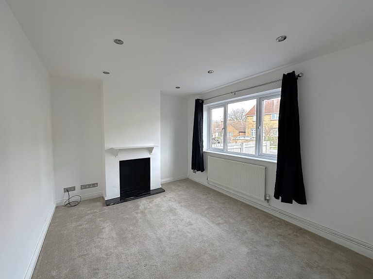 Images for Edinburgh Gardens, Braintree, Essex