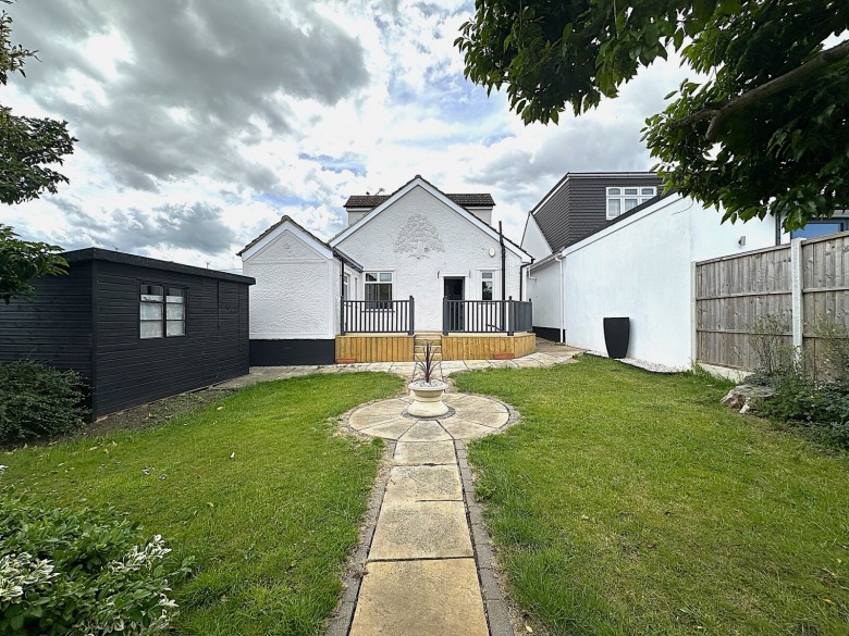 Click the photo for more details of Fernie Road, Braintree, Essex