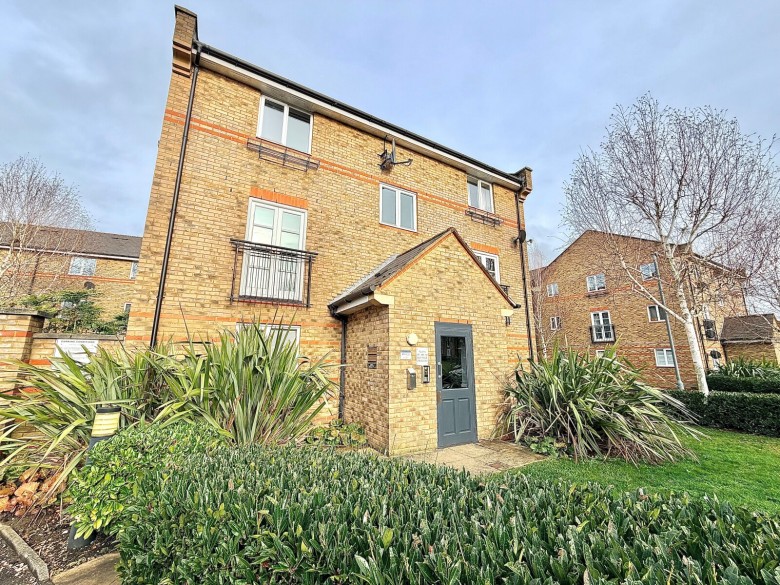 Click the photo for more details of Nottage Crescent, Braintree, Essex