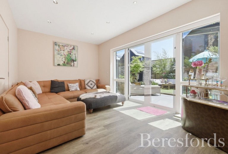 Images for Chelmsford Garden, Chelmsford, Essex