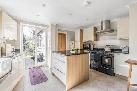 Click the photo for more details of Ockley Road, Ewhurst, GU6