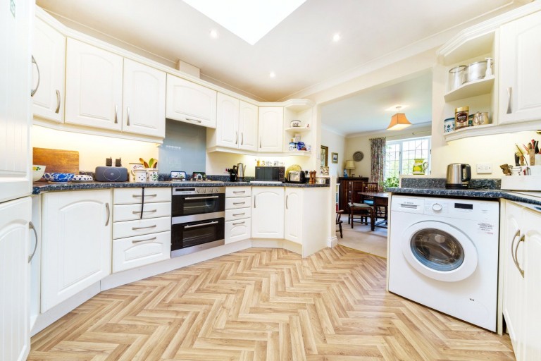 Images for Drakes Close, Cranleigh, GU6