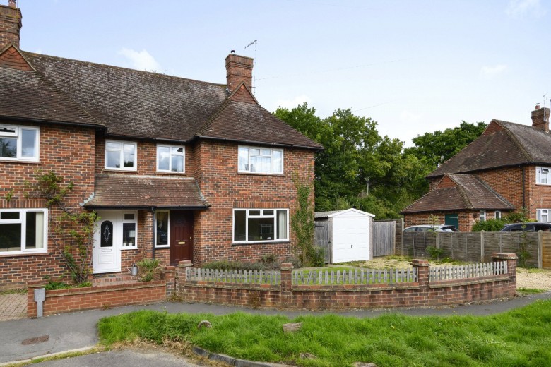 Click the photo for more details of Lashmere, Cranleigh, GU6