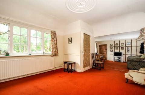 Click the photo for more details of The Common, Dunsfold, GU8