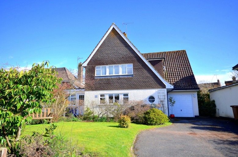 Click the photo for more details of Redcroft Walk, Cranleigh, GU6