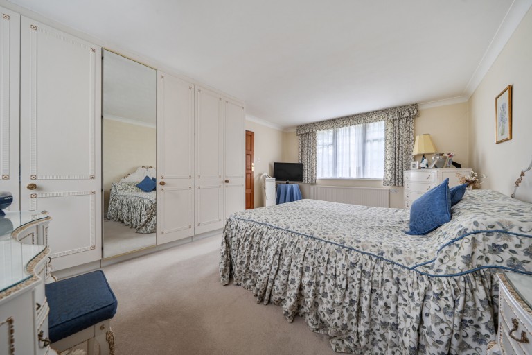 Images for Mayes Green, Ockley, Dorking, Surrey