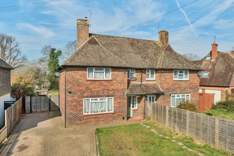 Click the photo for more details of 29 Glebe Road, Cranleigh, GU6