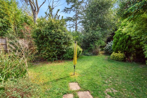 Click the photo for more details of Guildford Road, Cranleigh, GU6