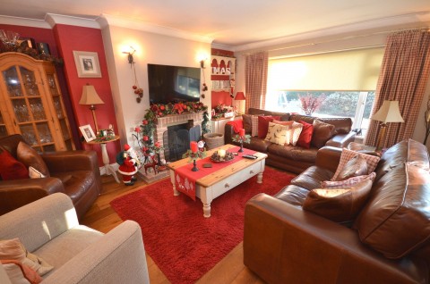 Click the photo for more details of Guildford Road, Loxwood, RH14