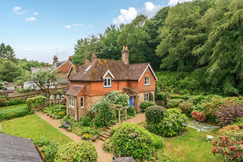 Click the photo for more details of Horsham Road, Holmbury St. Mary, Surrey
