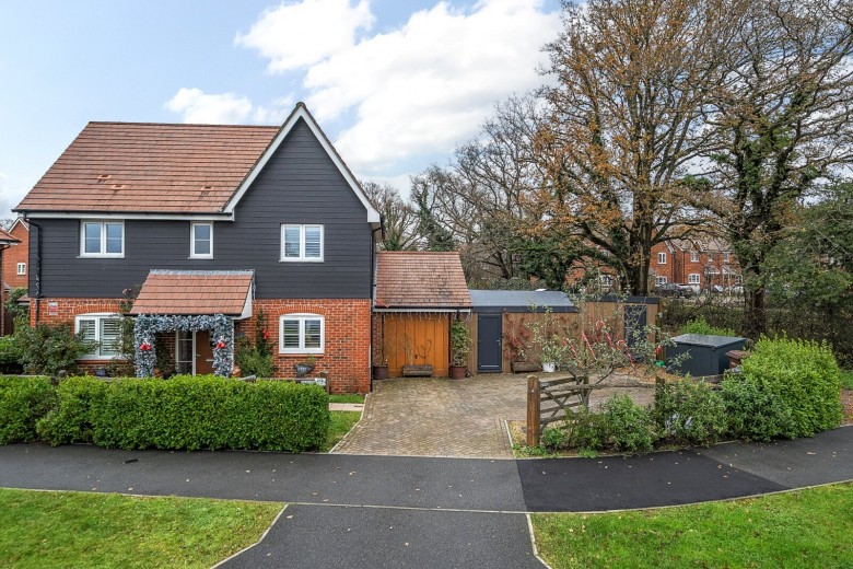 Click the photo for more details of Morgan Drive, Cranleigh, GU6
