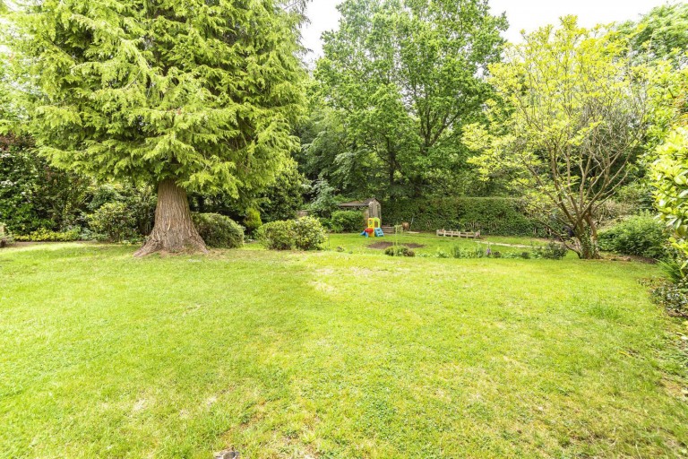 Images for Homewood, Cranleigh, GU6