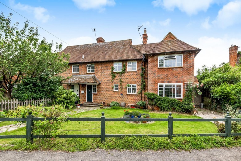 Click the photo for more details of Hullmead, Shamley Green, GU5