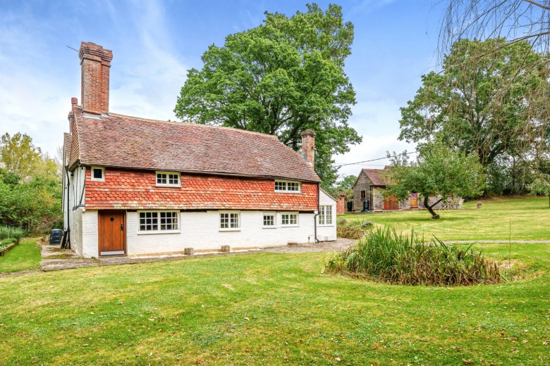 Click the photo for more details of Brewhurst Lane, Loxwood, West Sussex