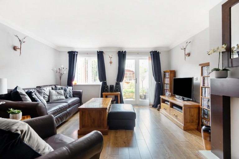 Images for Fernbank Close, Horsham Road, Forest Green, RH5