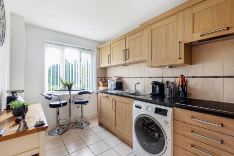 Click the photo for more details of Fernbank Close, Horsham Road, Forest Green, RH5
