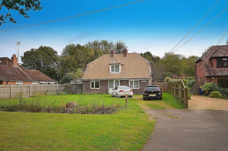 Click the photo for more details of Loxwood Road, Alfold, GU6