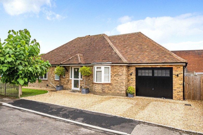 Click the photo for more details of Mount Close, Ewhurst, GU6