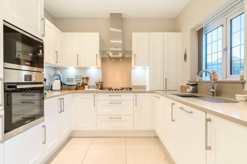 Click the photo for more details of Nursery Green, Loxwood, RH14