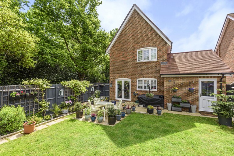 Images for Rowan Grove, Cranleigh, GU6