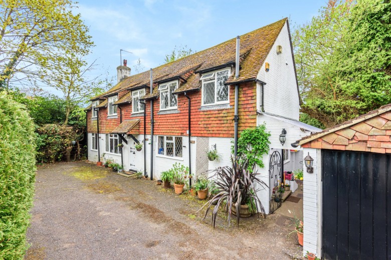 Click the photo for more details of Horsham Road, Alfold, GU6