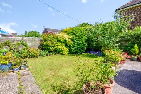 Click the photo for more details of Horsham Road, Cranleigh, GU6