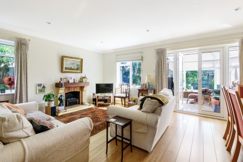 Click the photo for more details of Mead Road, Cranleigh, GU6