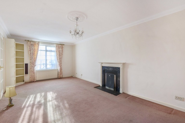 Images for Overford Drive, Cranleigh, GU6
