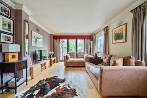 Click the photo for more details of The Green, Dunsfold, Surrey