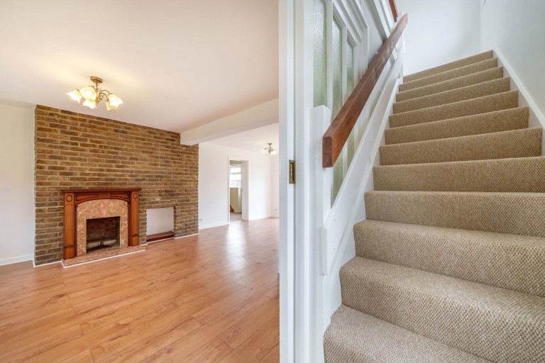 Images for Waldy Rise, Cranleigh, GU6