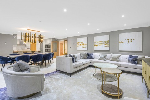 Click the photo for more details of Horsham Road, Cranleigh, Surrey