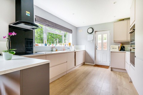 Click the photo for more details of Horsham Road, Cranleigh, GU6