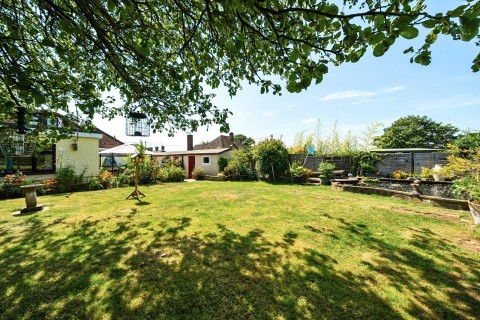 Click the photo for more details of Oakhurst Lane, Loxwood, RH14