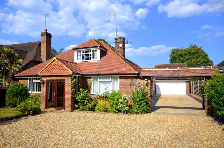 Click the photo for more details of Guildford Road, Cranleigh, GU6