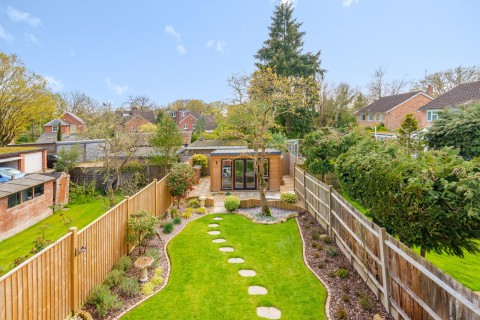 Click the photo for more details of Summerlands, Cranleigh, GU6