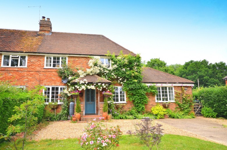 Click the photo for more details of Blacknest Cottages, Chiddingfold Road, Dunsfold, GU8