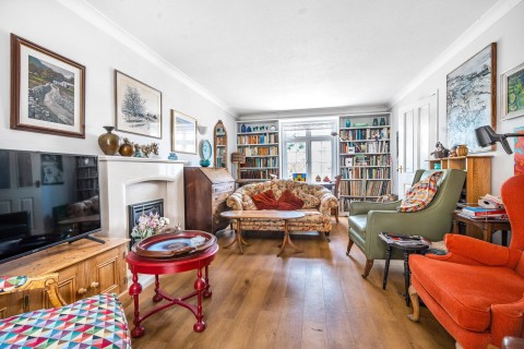 Click the photo for more details of Overford Close, Cranleigh, GU6