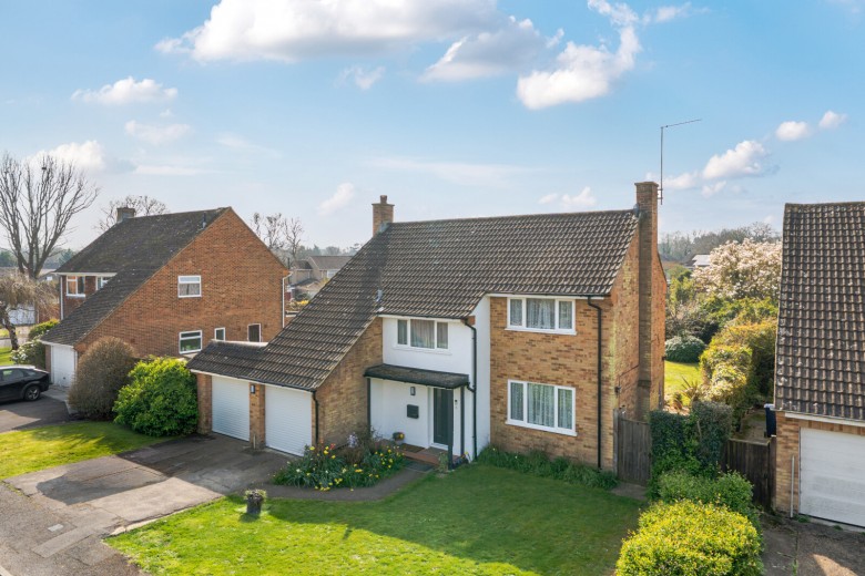 Click the photo for more details of Aven Close, Cranleigh, Surrey