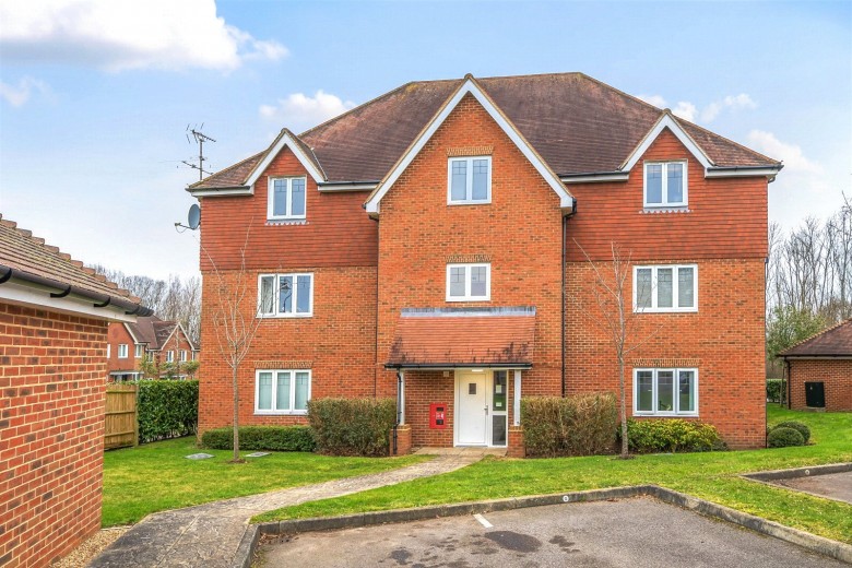 Click the photo for more details of Parklands Drive, Cranleigh, GU6